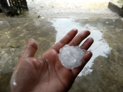 Quảng Nam xuất hiện mưa đá trên diện rộng