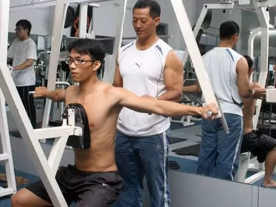 Lực sĩ Lý Đức ‘teo’ 16 kg