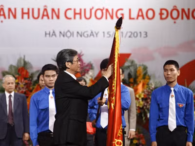 Báo Tiền Phong nhận Huân chương Lao động hạng Nhì