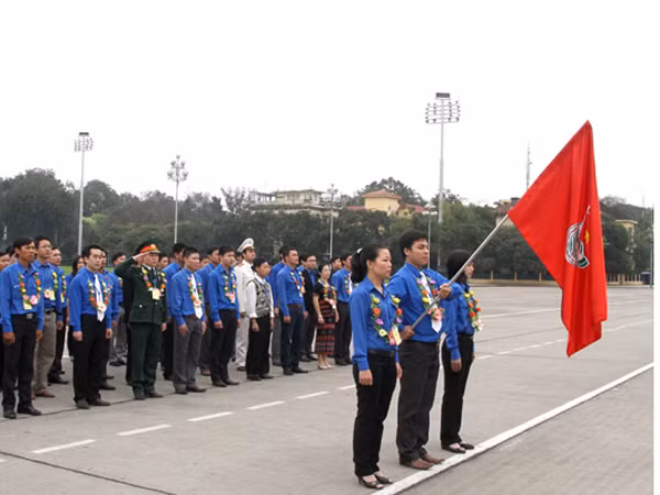 81 thủ lĩnh Đoàn xuất sắc báo công dâng Bác