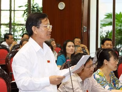 Đại biểu QH đề xuất sửa lời Quốc ca