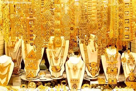 Vàng tăng chóng mặt lên 44,2 triệu đồng/lượng