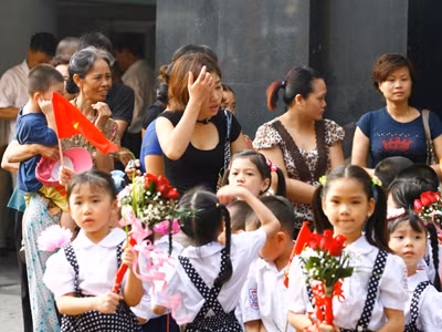 Cho trẻ đi học sớm: Đừng ngộ nhận thần đồng