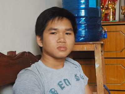 Dẫu khó, không bỏ giảng đường