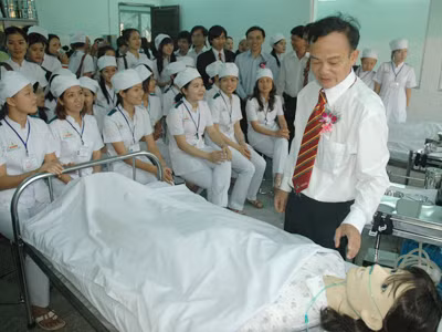 Đặt hàng nguồn nhân lực chất lượng cao