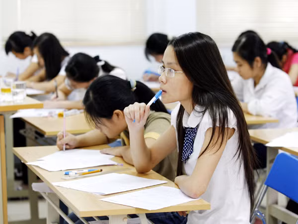 Theo ông Nguyễn Văn Nhã mục tiêu của ĐHQG và của nền giáo dục VN là đảm bảo chất lượng và hội nhập, chứ không phải tổ chức thi hay không tổ chức thi Ảnh: Hồng Vĩnh