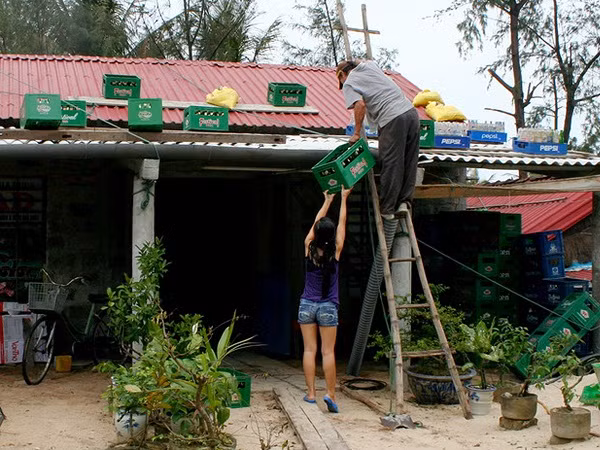 Di dân tránh siêu bão Haiyan quy mô lớn chưa từng thấy
