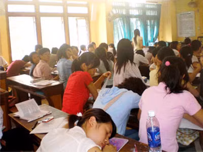 Đối thoại với sinh viên tại chức
