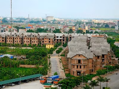 Bất động sản lại tiếp tục xuyên đáy