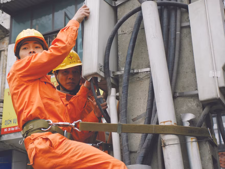 Nhiều tập đoàn kêu ế điện