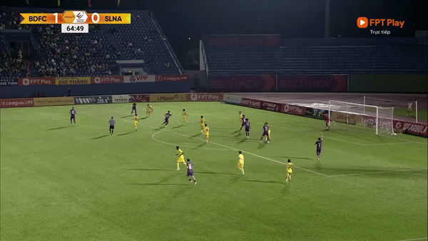 SLNA trắng tay trên sân Bình Dương, nguy cơ để SHB Đà Nẵng bám đuổi ảnh 16