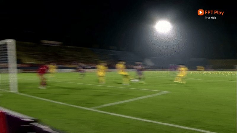 SLNA trắng tay trên sân Bình Dương, nguy cơ để SHB Đà Nẵng bám đuổi ảnh 11