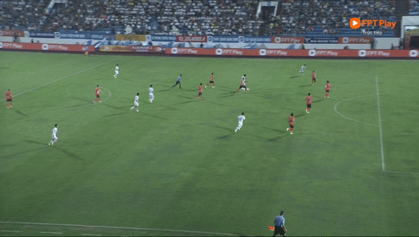 SHB Đà Nẵng thảm bại trên sân Thiên Trường ảnh 5 SHB Đà Nẵng thảm bại trên sân Thiên Trường ảnh 5