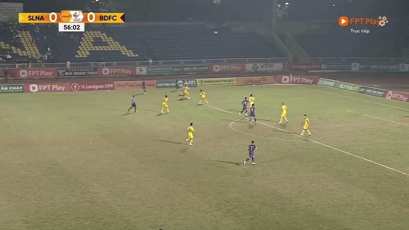 SLNA giành 3 điểm trước Bình Dương bằng bàn thắng phút bù giờ ảnh 10