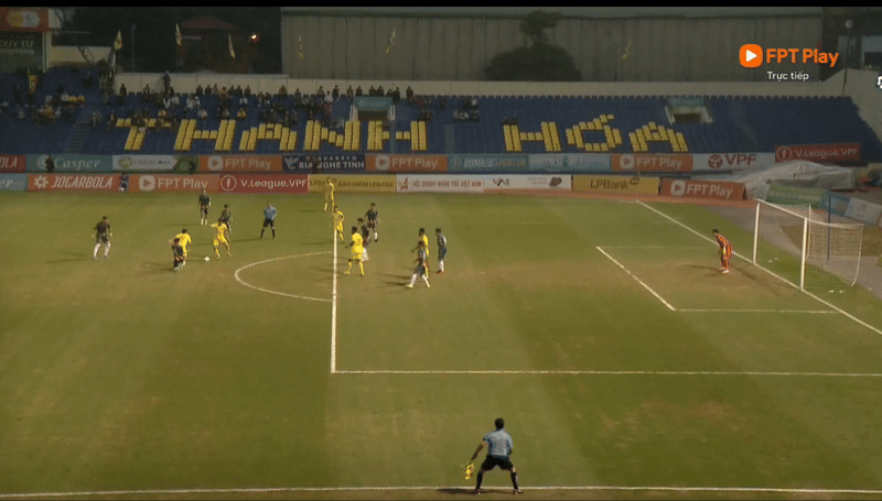 Thanh Hoá thoát thua HAGL nhờ quả phạt đền gây tranh cãi ảnh 7