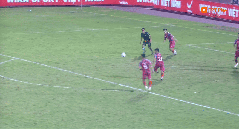 Thua Tp Hồ Chí Minh, HAGL chưa thoát cuộc đua trụ hạng ảnh 18