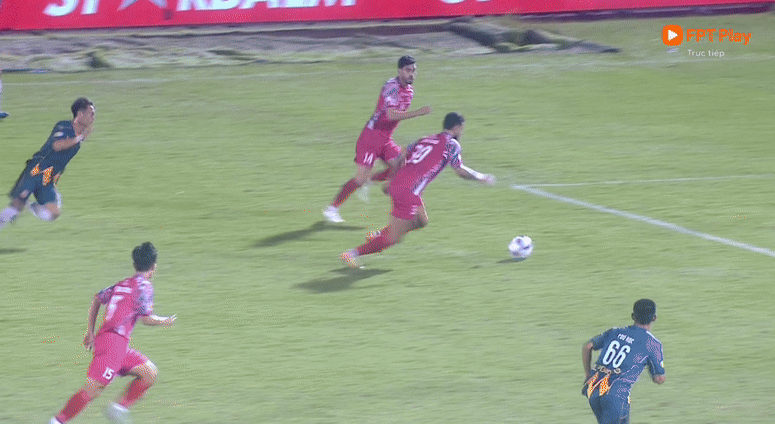 Thua Tp Hồ Chí Minh, HAGL chưa thoát cuộc đua trụ hạng ảnh 9