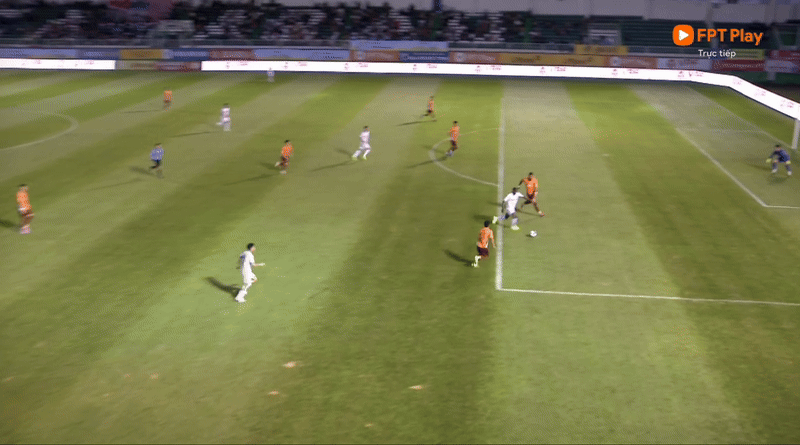 Đè bẹp Bình Dương, HAGL tiến dài trong cuộc đua trụ hạng ảnh 12