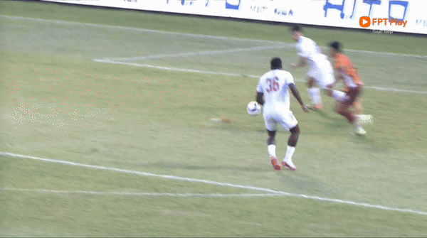 Hà Tĩnh đánh bại HAGL ngay tại Pleiku ảnh 8