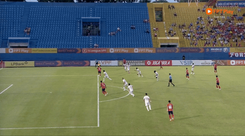 CAHN ngược dòng ấn tượng trước Bình Dương ảnh 10