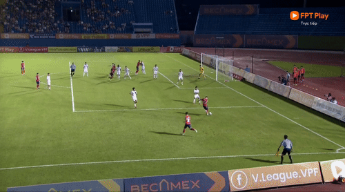 CAHN ngược dòng ấn tượng trước Bình Dương ảnh 19