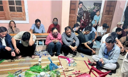 Triệt phá điểm đánh bạc mùng 1 Tết hơn 500 triệu đồng