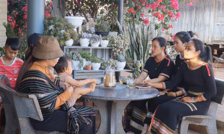 Đắk Lắk 'đi từng ngõ, gõ từng nhà' lan tỏa về ngày hội bầu cử