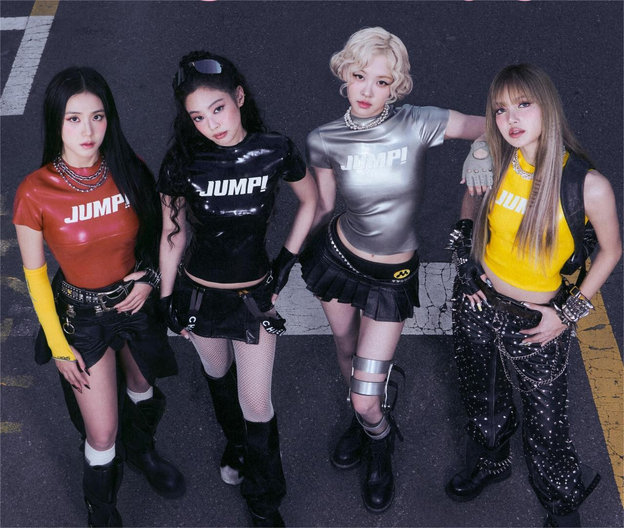 Trên mặt trận iTunes, JUMP vươn lên #1 iTunes tại khoảng 50 quốc gia. gvke2fsbaaa2wph.jpg
