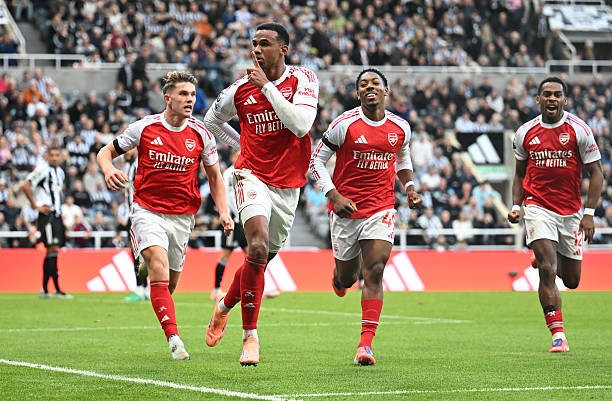 Arsenal ngược dòng đánh bại Newcastle bằng bàn thắng phút bù giờ | Báo điện  tử Tiền Phong