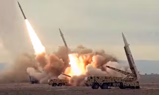 Iran coi chương trình tên lửa đạn đạo là trụ cột sống còn của an ninh quốc gia và chiến lược răn đe. Ảnh: TWZ.