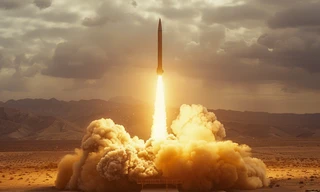 Iran tiếp tục nã tên lửa vào Israel và các căn cứ quân sự của Mỹ ở Trung Đông. Minh họa: News.ru.