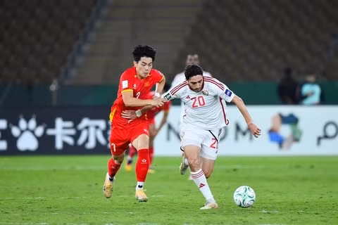 Đình Bắc bùng nổ trong trận đấu với U23 UAE.
