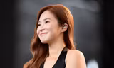Khán giả Hà Nội đổ về concert lớn nhất sự nghiệp Hương Tràm 