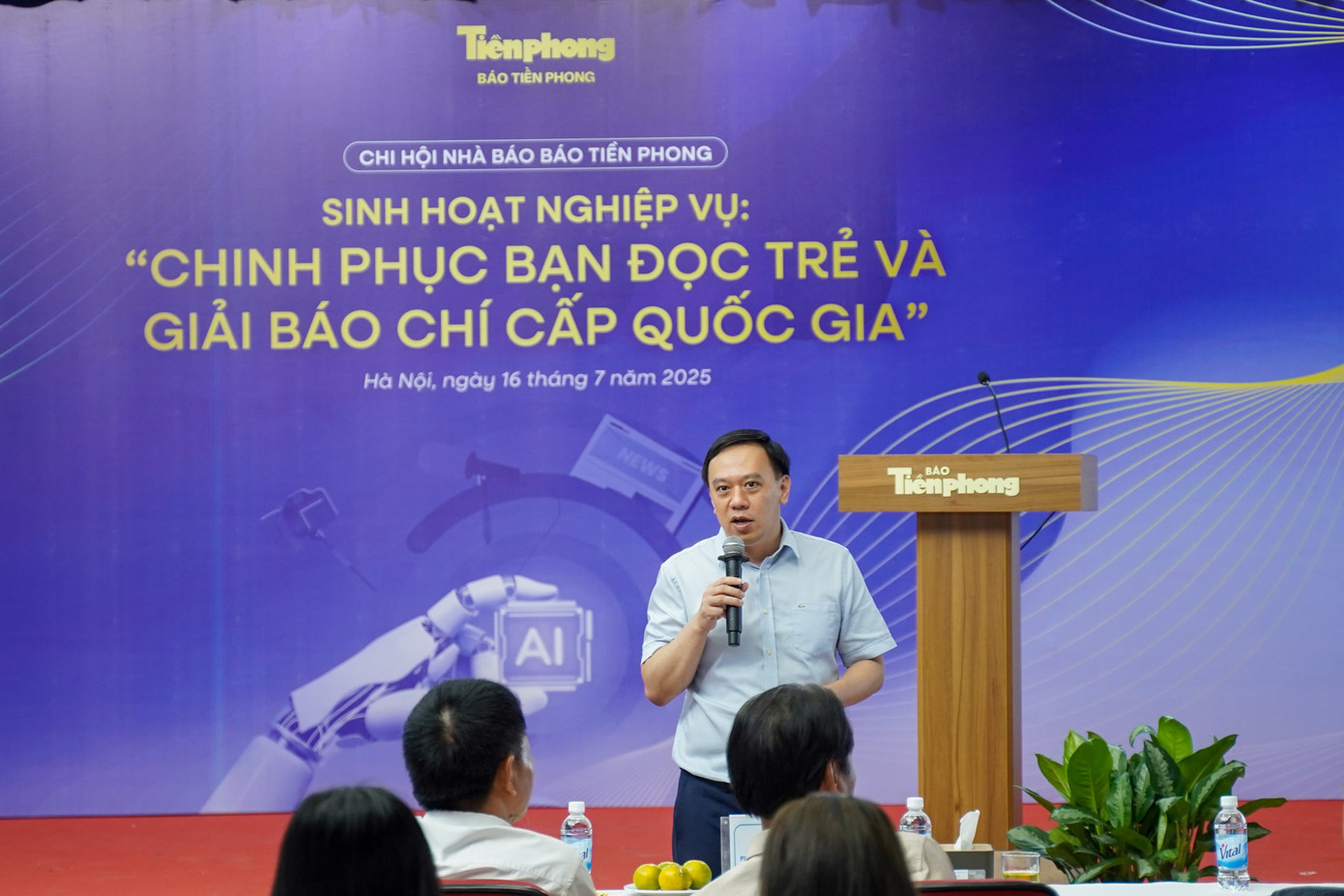 Nhà báo Ngô Việt Anh nhấn mạnh "Nội dung là vua, công nghệ là hoàng hậu". 26f74c84-2b5a-458f-8c60-5c53c1ca75c7.jpg
