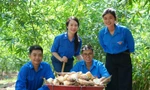 Verloren im Bambuswald einer Gruppe junger Leute in Quang Tri