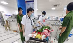 Đại úy công an bị tấn công tại trụ sở đã được phẫu thuật sọ não và nối lại bàn chân 