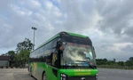 Phạt tài xế và chủ xe khách 25 chỗ chở 53 người