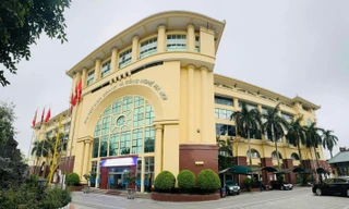 Trường ĐH Kinh doanh và Công nghệ Hà Nội công bố điểm chuẩn tuyển sinh Đại học chính quy năm 2025 của 27 ngành đào tạo