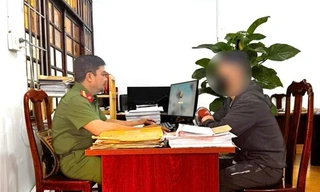 Hơn 300 người sập bẫy kẻ lừa đảo tuổi teen