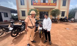 Bắt nhóm 'quái xế' đua xe trái phép, quay clip đăng lên mạng 