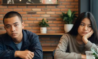Mệt mỏi với tình yêu 'lốp dự phòng'