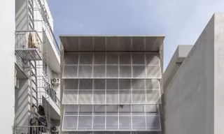 Thiết kế tích hợp sinh thái và không gian sống linh hoạt trong nhà ống