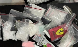 Ném vali chứa hơn 2,7kg ma túy vào nhà nguyên Bí thư Đảng ủy xã phi tang