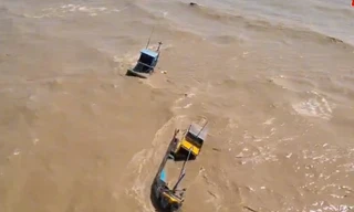 5 tàu cá ở Lâm Đồng bị chìm do nước dâng