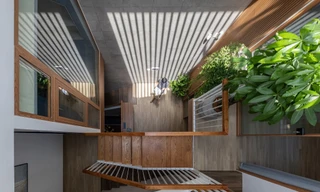 Nhà phố 100m2 với những khoảng trống quý giá trong nhà