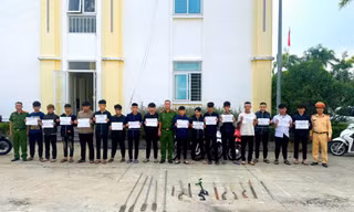 Nhiều học sinh liên quan vụ hàng chục đối tượng mang hung khí đi giải quyết mâu thuẫn