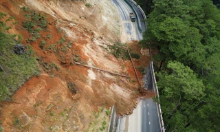 Tạm lưu thông trên đèo Prenn trong 3 ngày