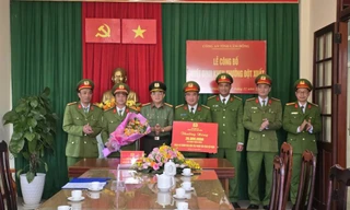 Lâm Đồng: Thưởng 'nóng' công an phường truy xét nhanh thủ phạm trộm túi xách của Hoa hậu Mexico 