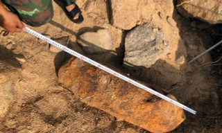 Phát hiện vật thể nghi là bom tại khu vực vỡ hồ chứa nước ở Lâm Đồng