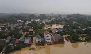 Lũ lớn, một xã ở tỉnh miền núi Lào Cai chìm trong biển nước